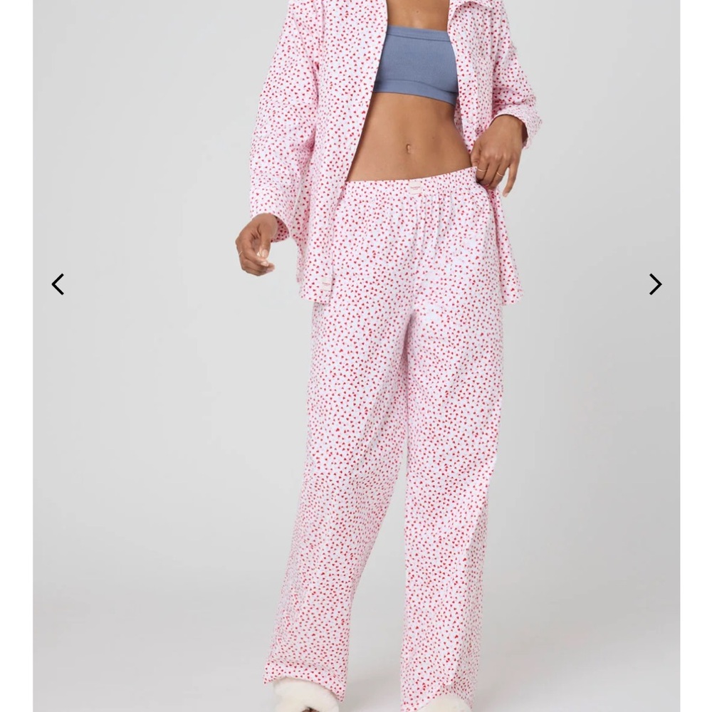 Pink Heart Pattern Pajama Pants Sz sm like new condition bin 34